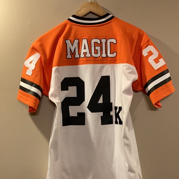 Cross Colors -Mitchell n Ness Jersey - Picture 5 of 8